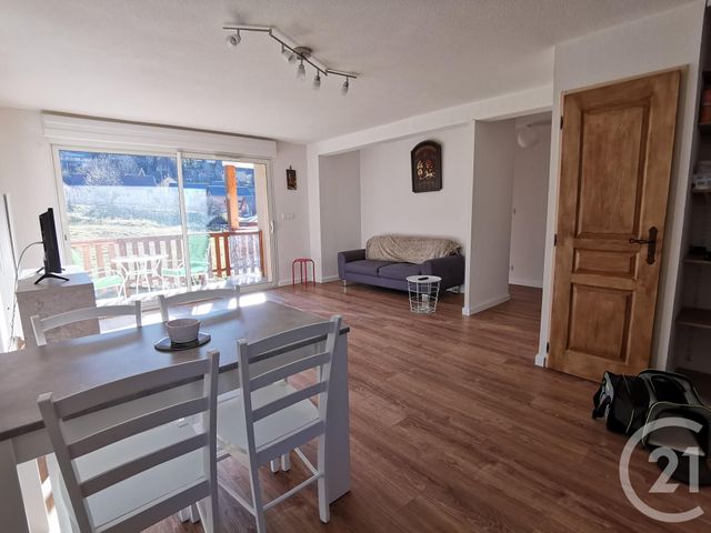 Appartement T2 à louer - 2 pièces - 57.55 m2 - ST LEGER LES MELEZES - 05 - PROVENCE-ALPES-COTE-D-AZUR - Century 21 Interalpes